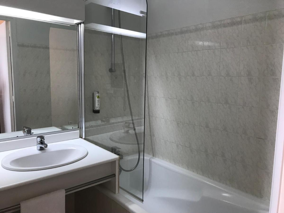 Logis La Villa Des Houx Aumale 外观 照片