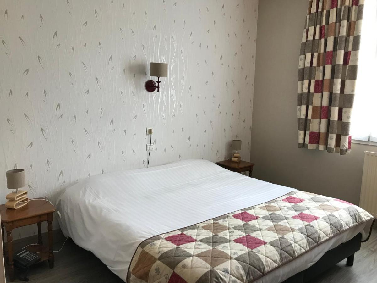 Logis La Villa Des Houx Aumale 外观 照片