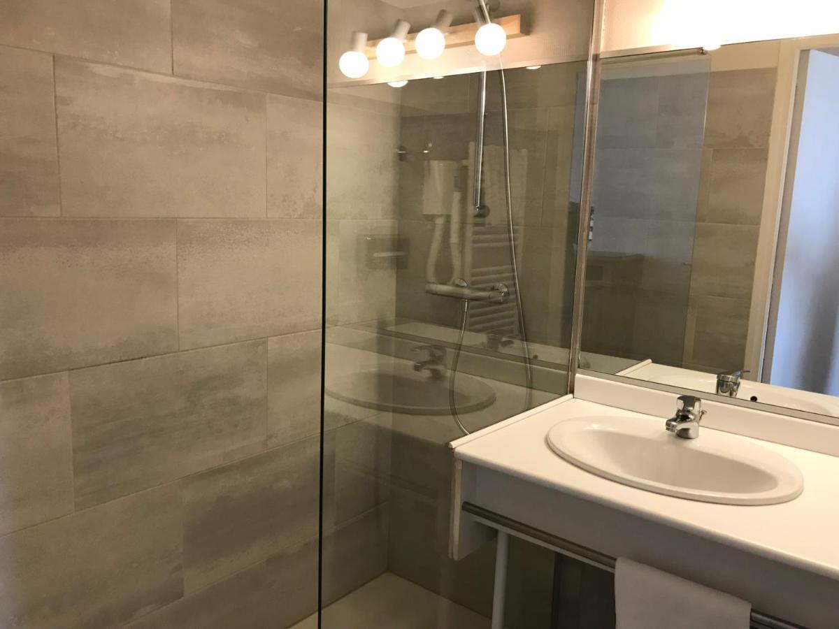 Logis La Villa Des Houx Aumale 外观 照片