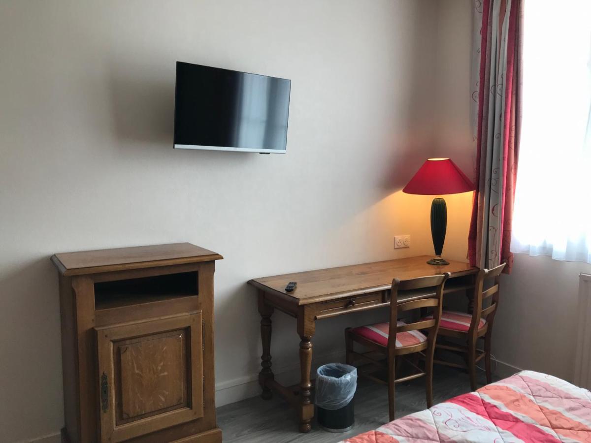 Logis La Villa Des Houx Aumale 外观 照片